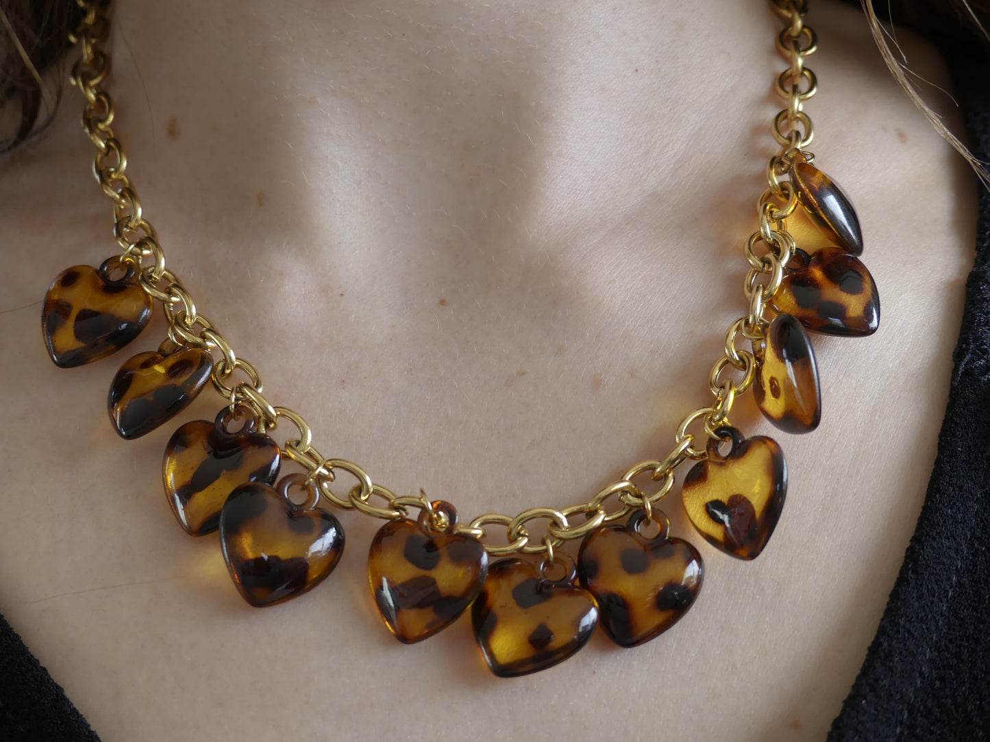 collier doré cœurs effet écaille en acier inoxydable doré