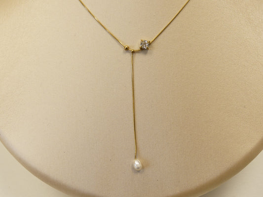 Ensemble collier et boucles d'oreilles acier inoxydable et perles d'eau douce