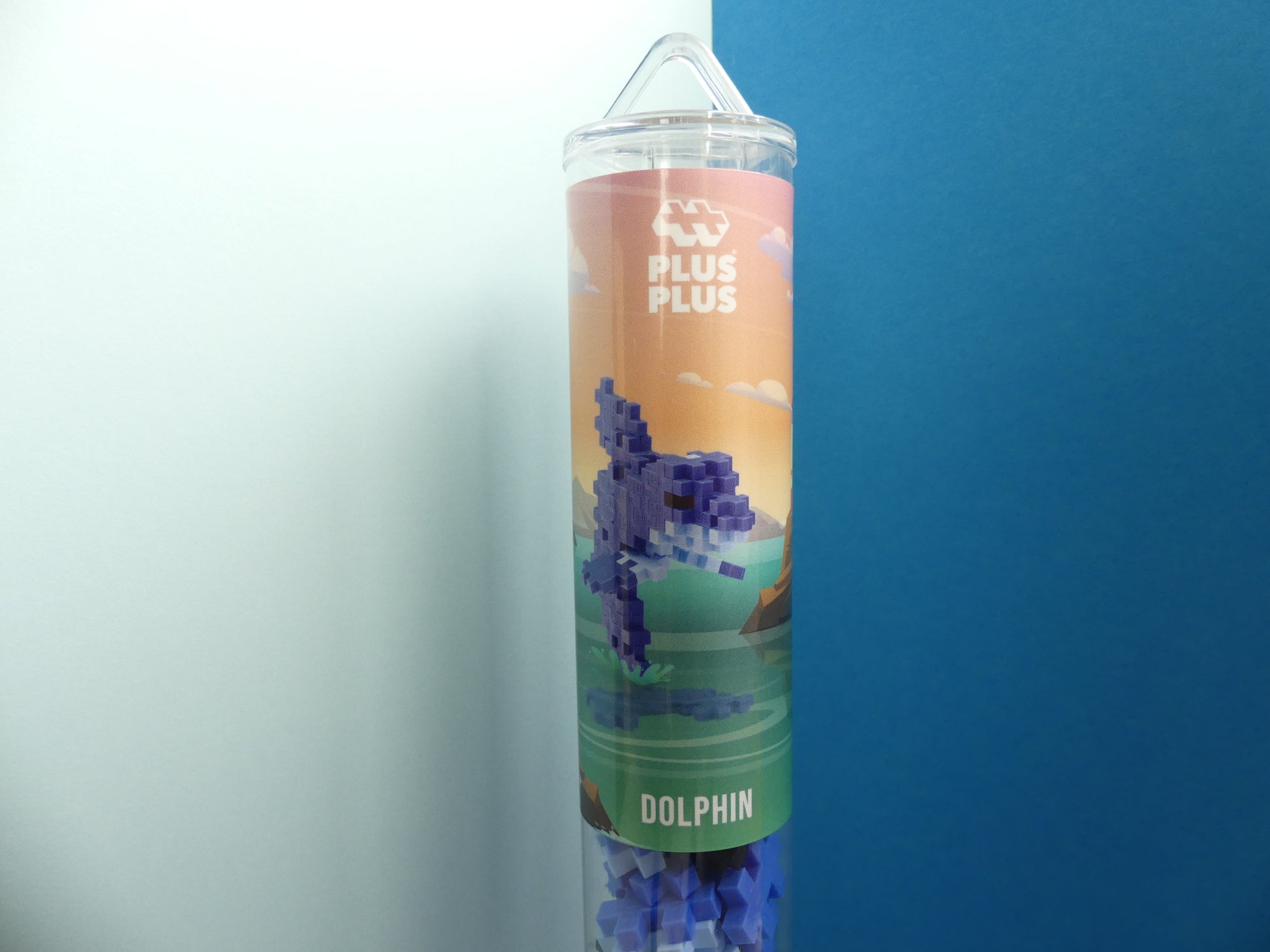 Tube dauphin puzzle 100 pièces plus plus