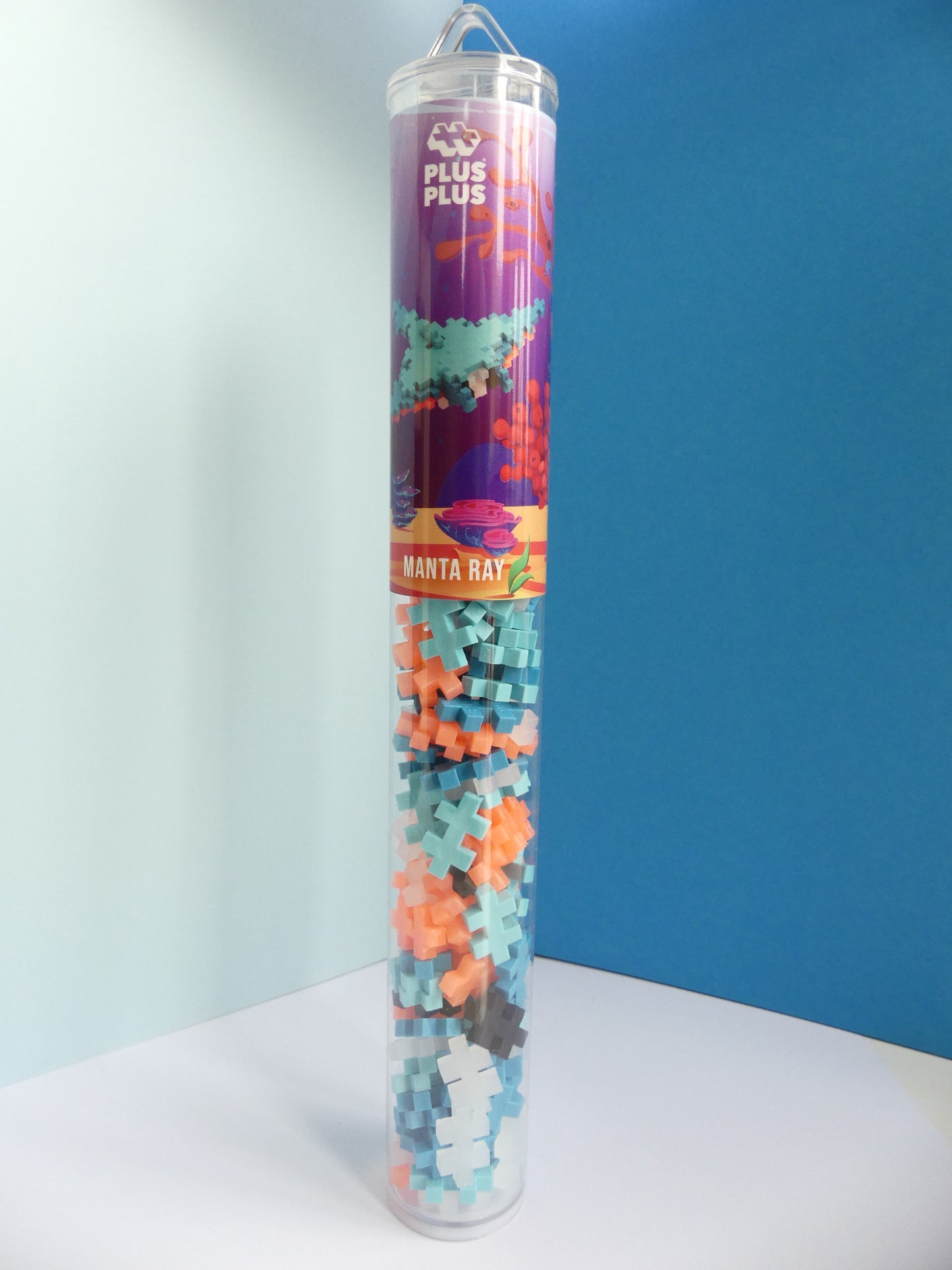 Tube raie manta puzzle 100 pièces Plus Plus