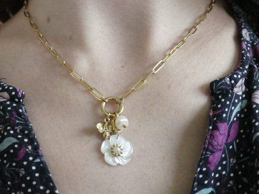 Collier Nhala maille aux anneaux ovales et breloques