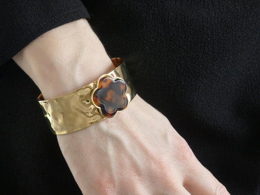 Bracelet manchette martelé trèfle écaille – Acier Inoxydable