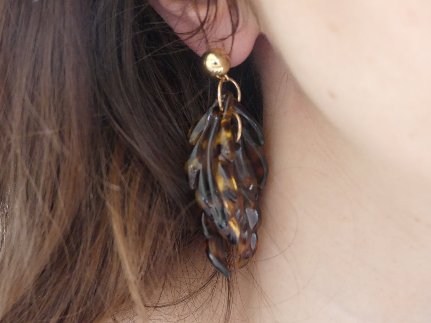 Boucles d'oreilles en forme de feuille longues léopard en résine et acier inoxydable