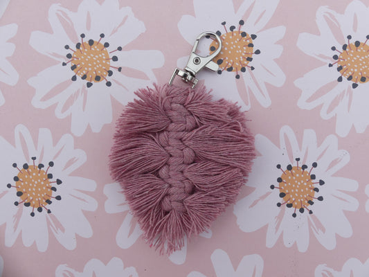 Porte-clé en macramé fait main – Feuille de tilleul