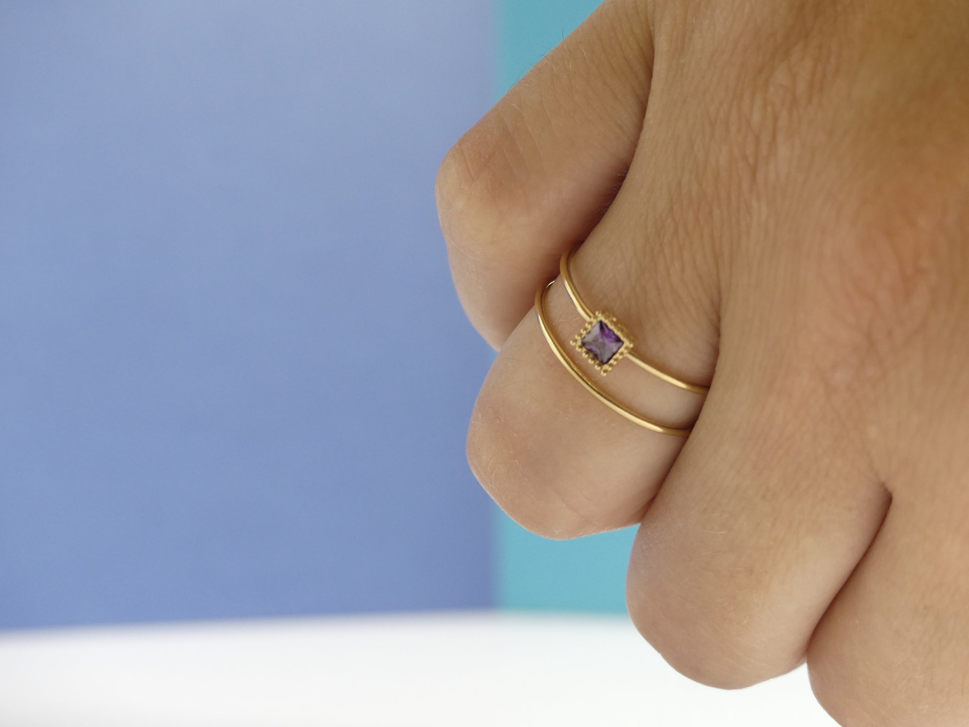 Bague femme deux rangs cristal carré violet – acier inoxydable doré