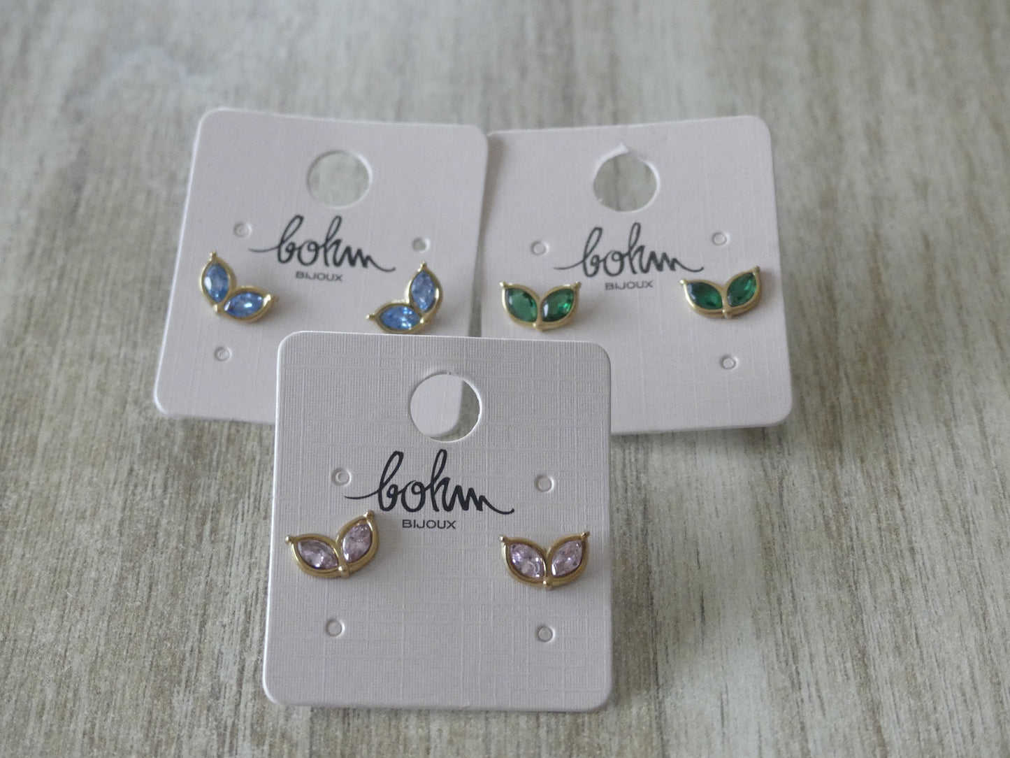 Boucles d'oreilles puces femme deux pétales zirconium – sans nickel
