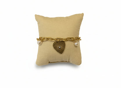 Bracelet - maillons ovales, breloques coeurs, perles de résine blanche