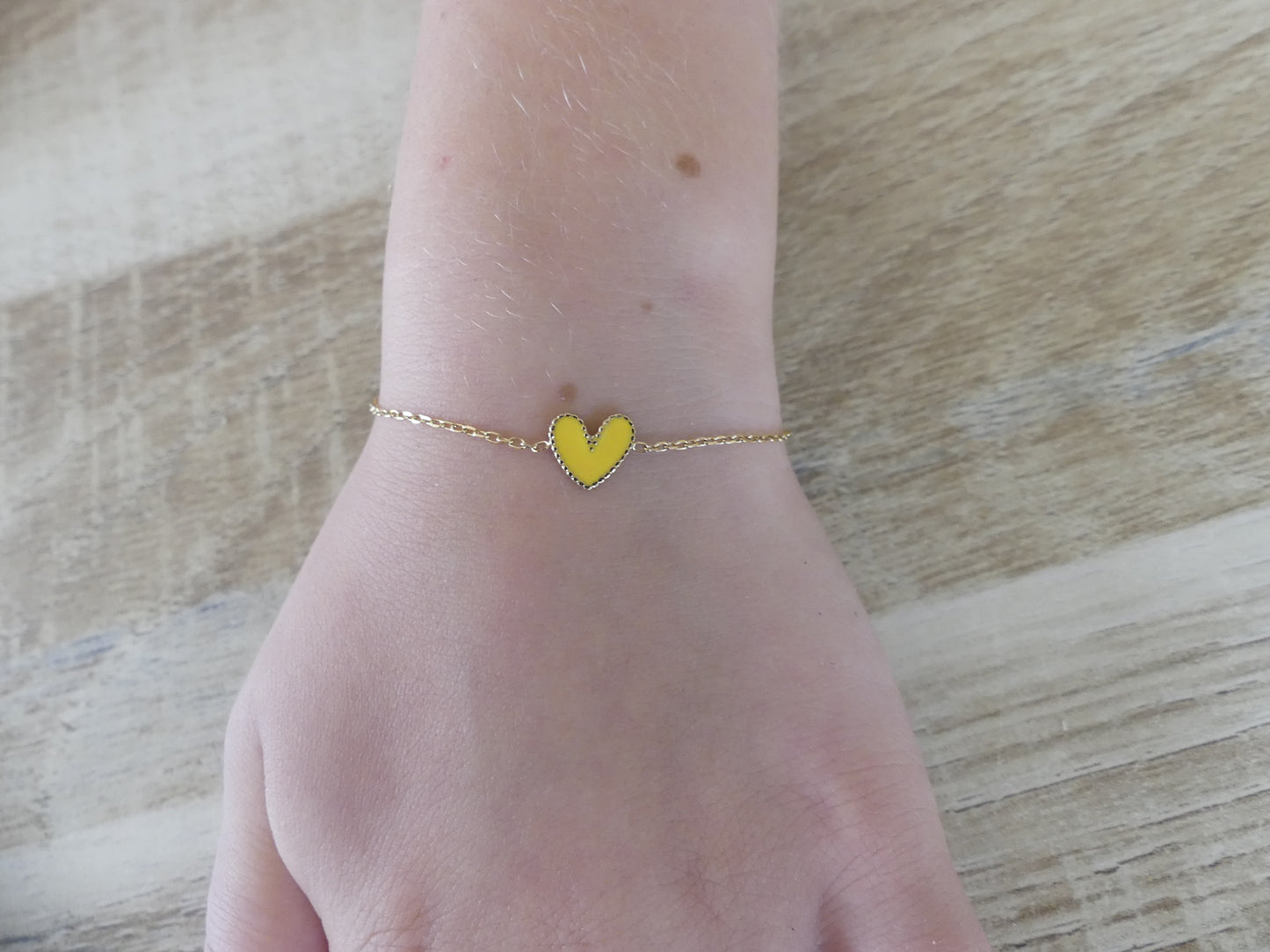 Bracelet enfant coccinelle émaillée – acier inoxydable doré