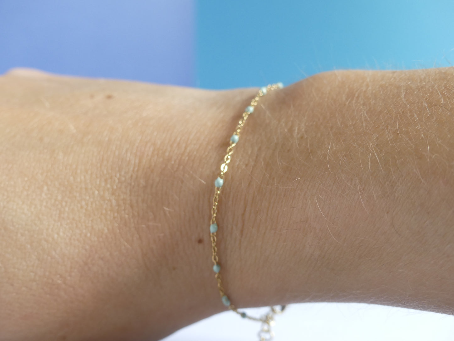 Bracelet femme chaîne émaillée – acier inoxydable doré sauge