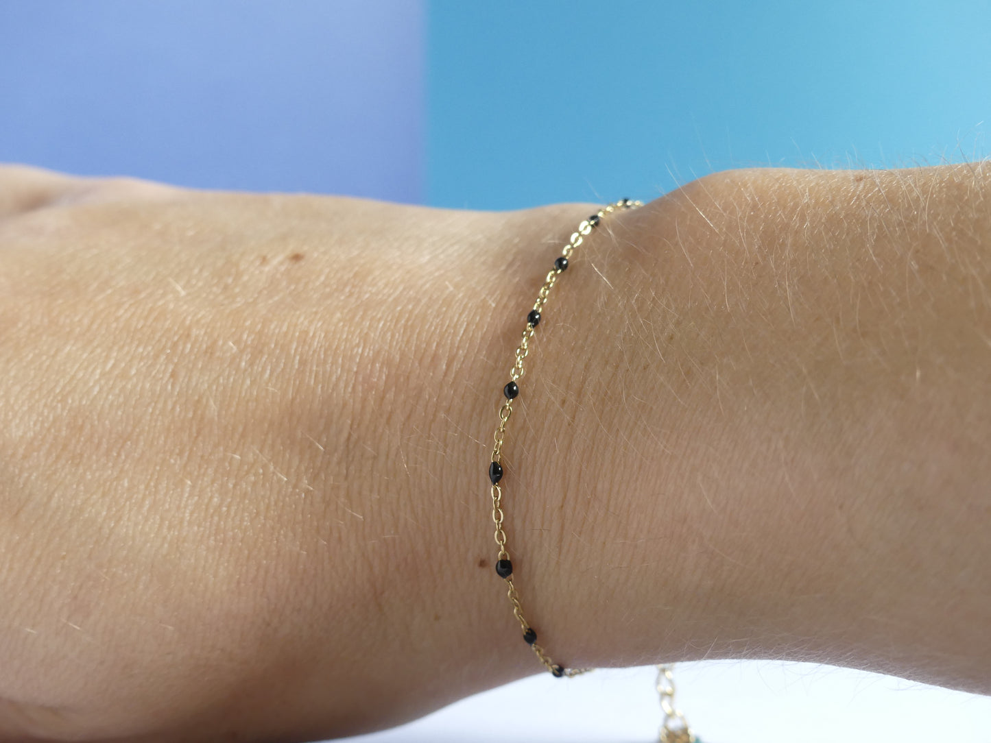 Bracelet femme chaîne émaillée – acier inoxydable doré noir