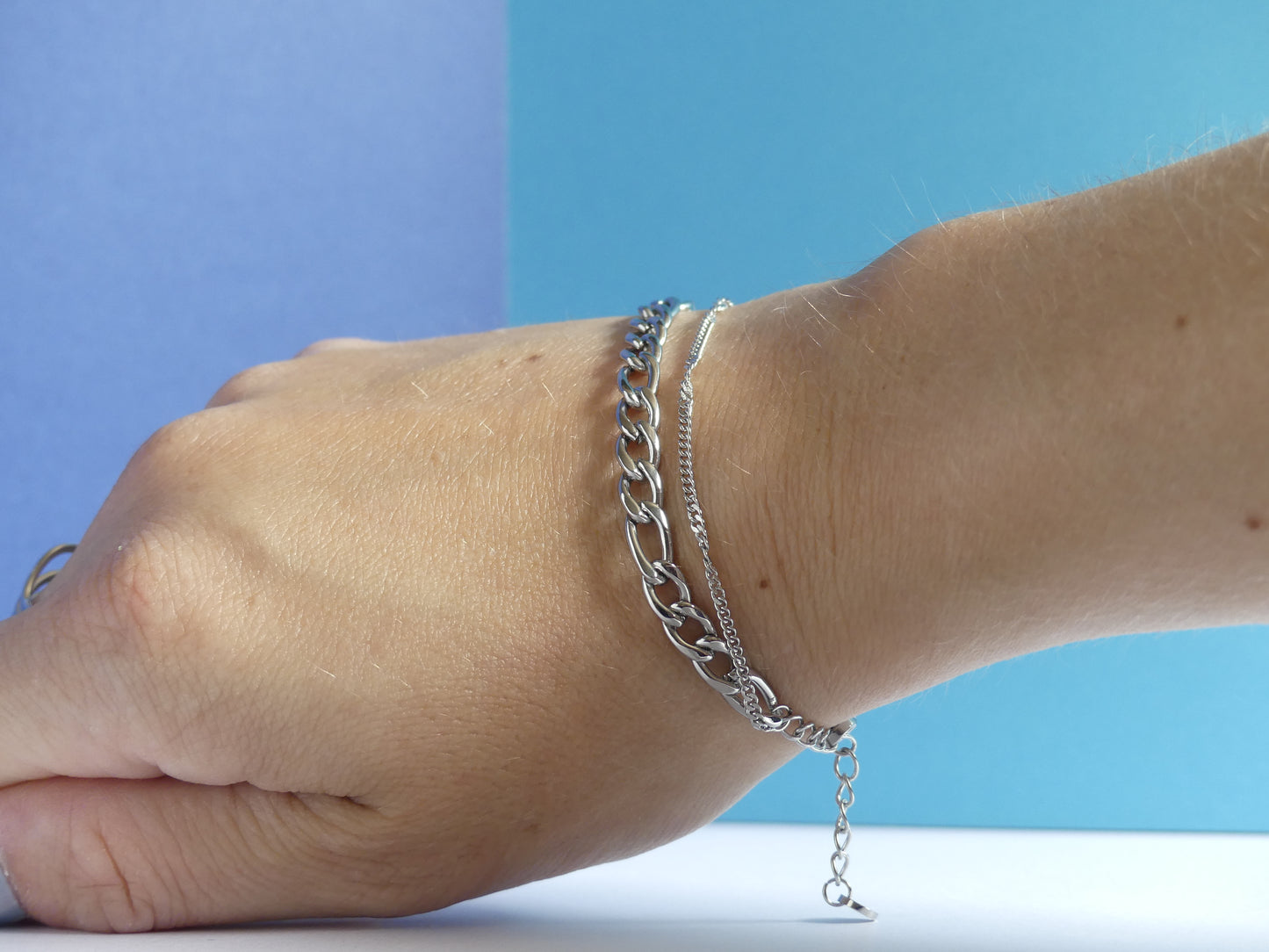 Bracelet femme deux rangs maille et chaîne fine – acier inoxydable argenté