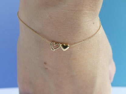 Bracelet femme fine maille gourmette deux cœurs – acier inoxydable doré
