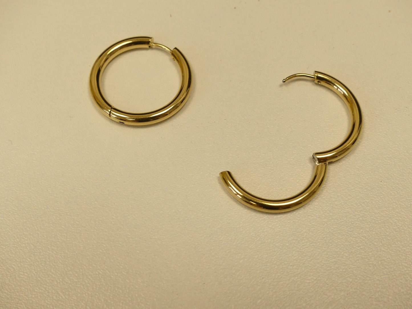 Boucles d'oreilles créoles anneau 26mm acier inoxydable doré