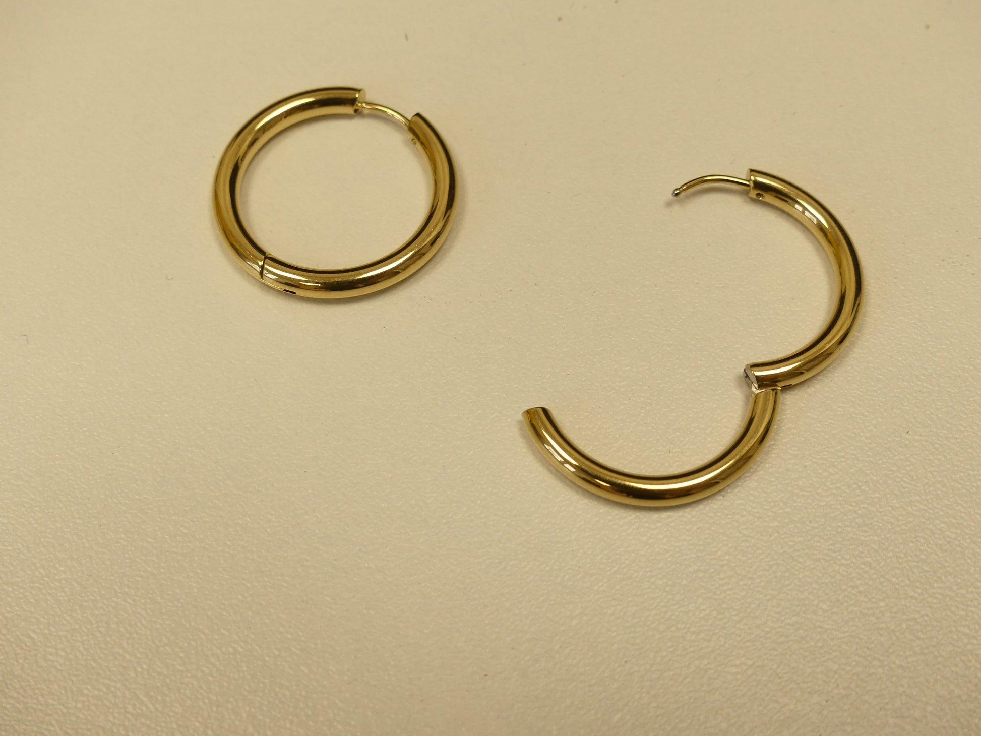 Boucles d'oreilles créoles anneau 26mm acier inoxydable doré