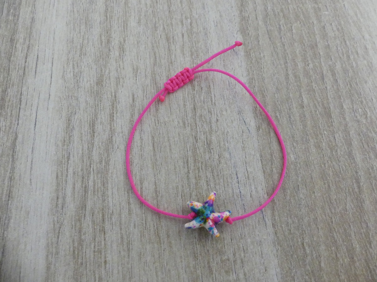 Bracelet enfant étoile de mer multicolore