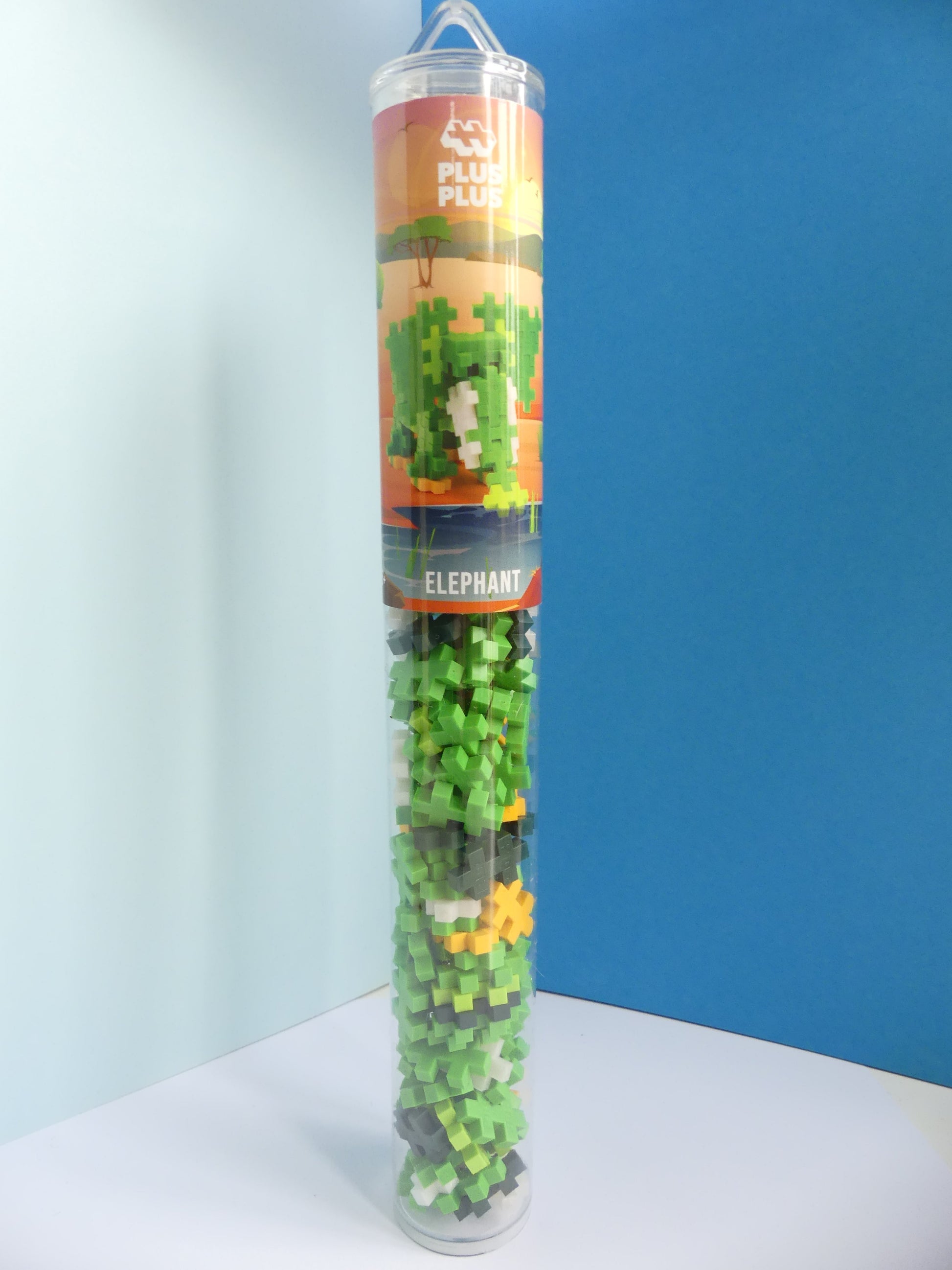 Tube puzzle éléphant 100 pièces - Les p'tits cadeaux - plus plus